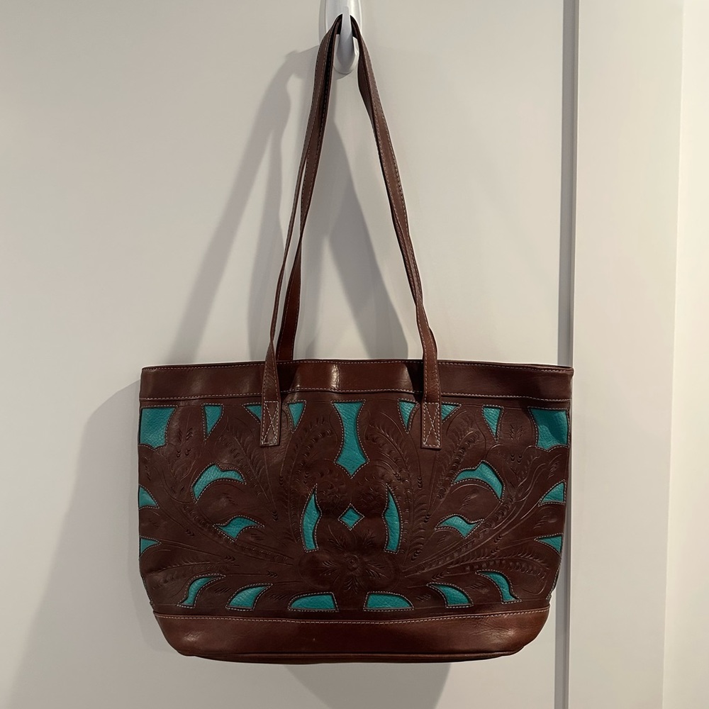 Leathers In Leather Shoulder bag